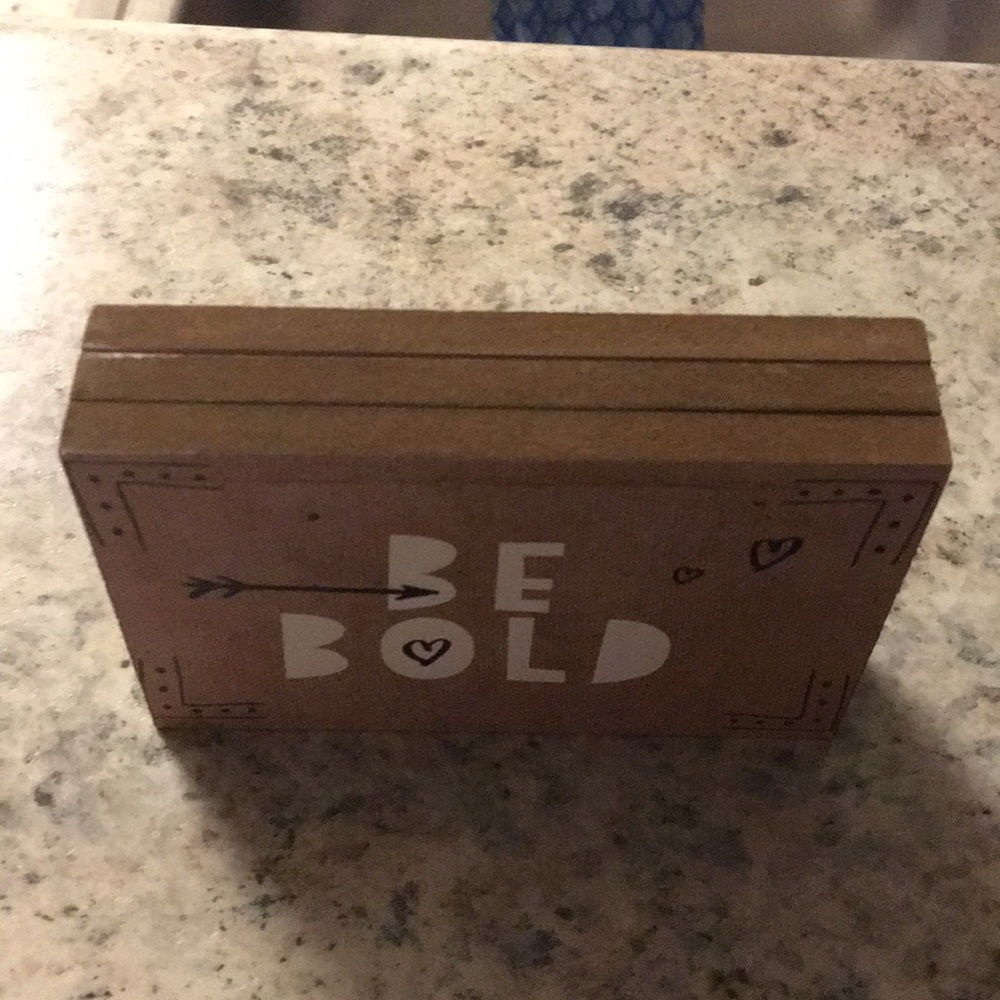 Collapsible Sign Decor - Picture 2 of 2